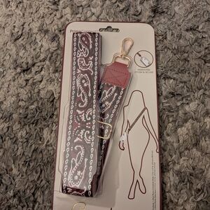 Elegant Brown Paisley Belt by